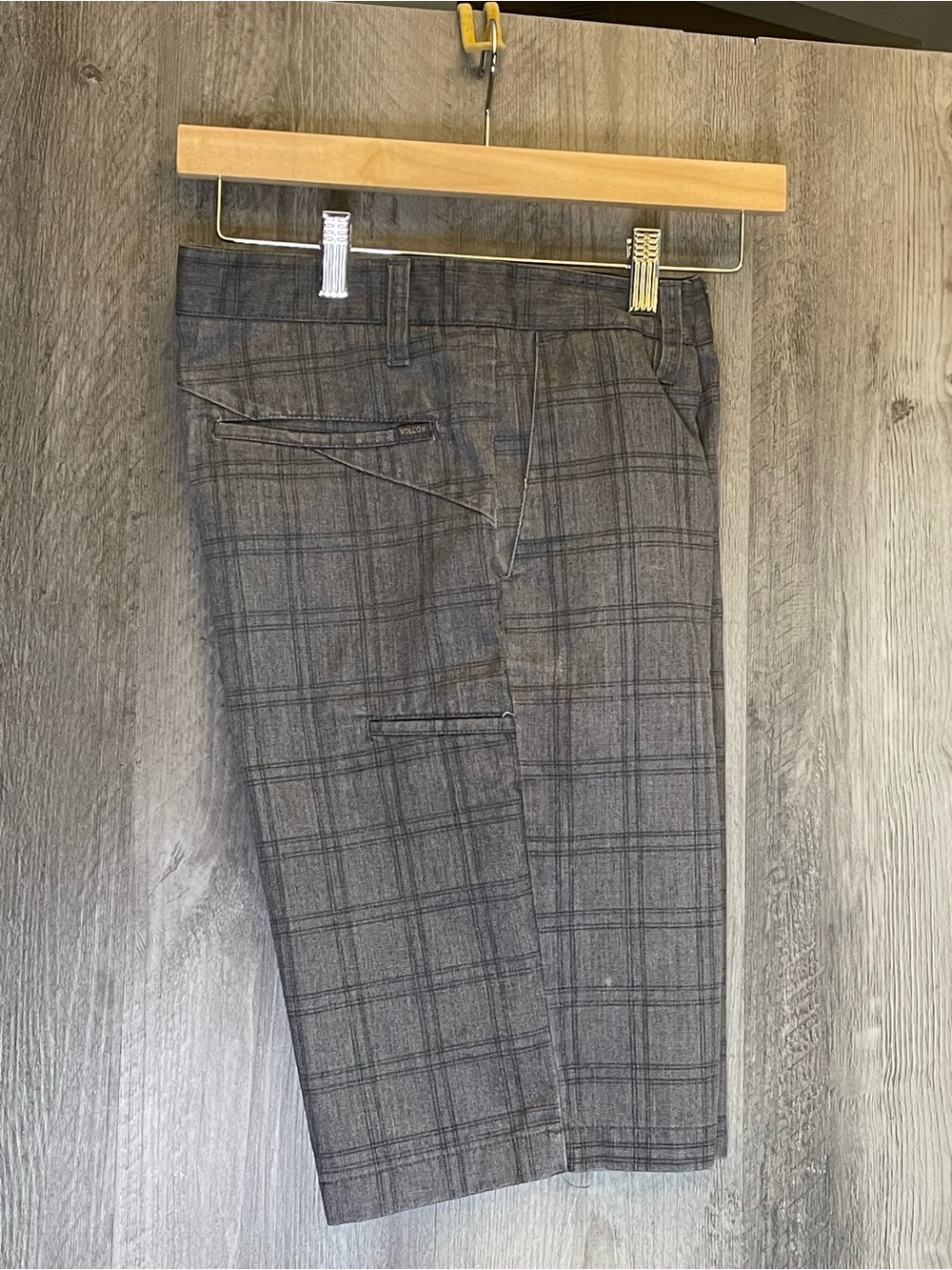 Volcom Men's Corpo Class Chino Shorts Gray Plaid 30 x 10